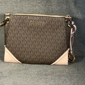 Micheal Kors shoulder bag